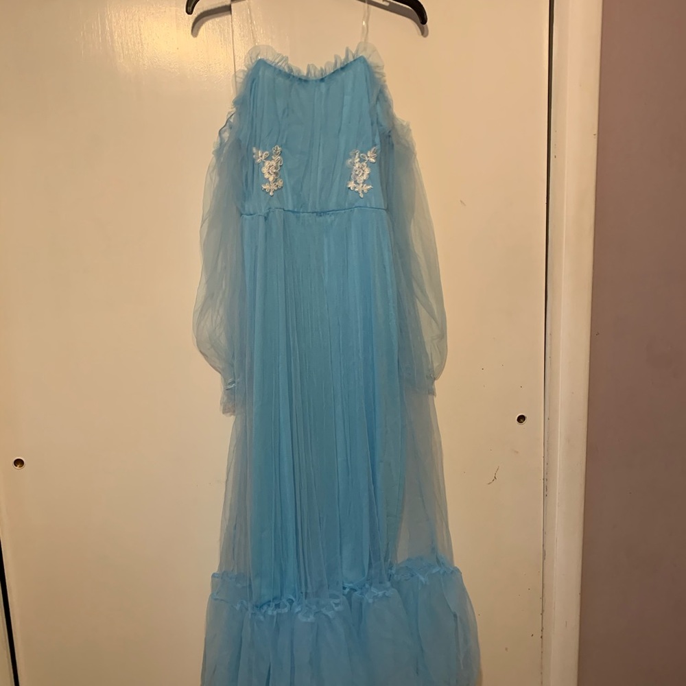 Women dress
